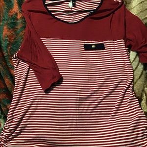 Red and white stripe 3/4 sleeve size Large